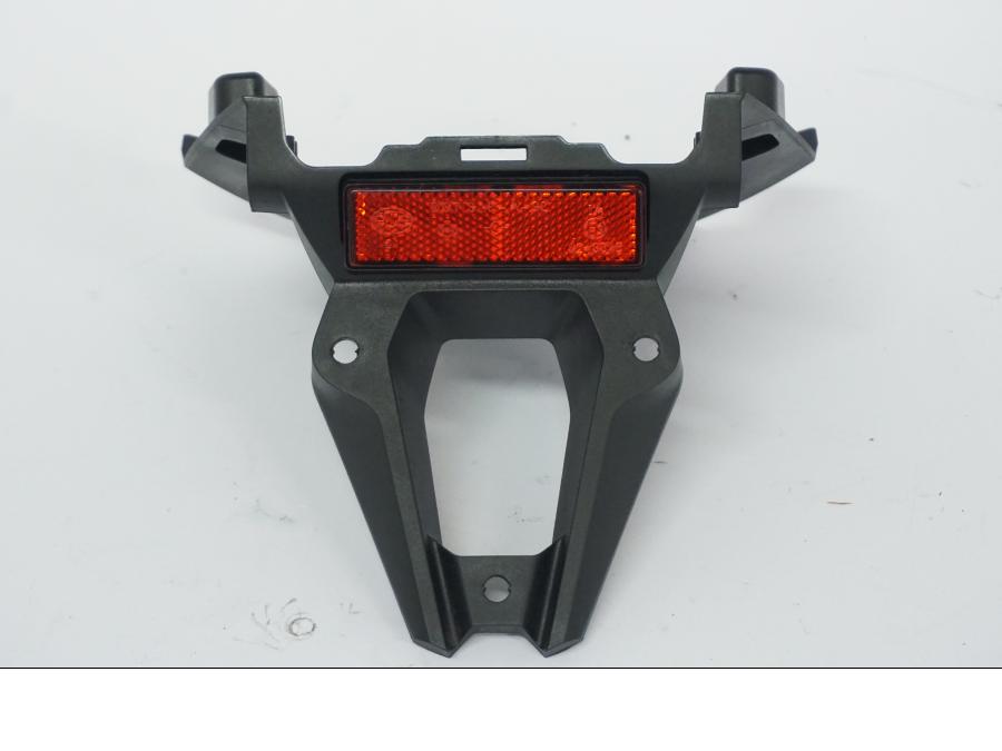 Framsidan på Skylthållare från en BMW R 1250 GS -2022 motorcykel.