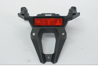 Framsidan på Skylthållare från en BMW R 1250 GS -2022 motorcykel.