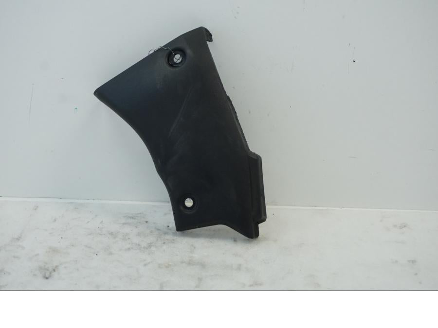 Framsidan på Ramskydd från en Suzuki DL 1000 -2016 motorcykel.