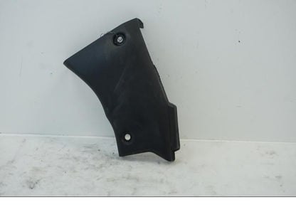 Framsidan på Ramskydd från en Suzuki DL 1000 -2016 motorcykel.