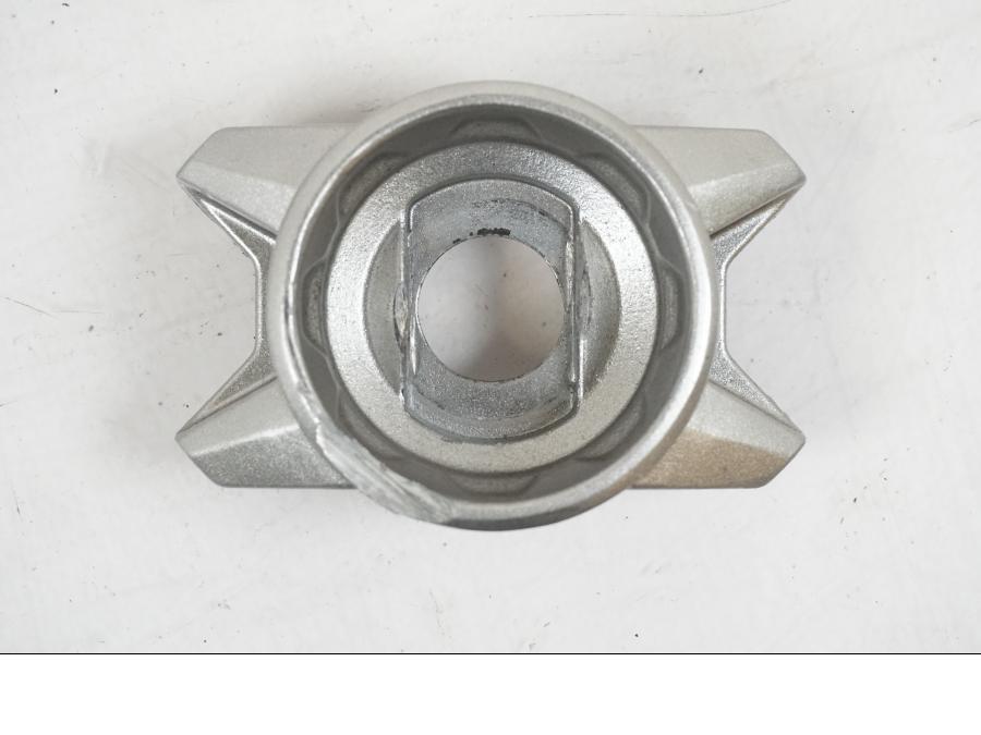 Framsidan på Styrplatta från en Yamaha MT-07 -2019 motorcykel.