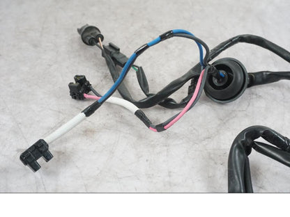 Snett nerifrån på Kablage från en Kawasaki ZX-6R -2006 motorcykel.