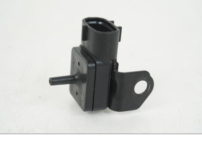 Snett uppifrån på Mapsensor från en Suzuki GSX-R 750 -2001 motorcykel.