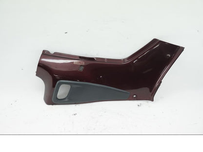 Framsidan på Sidopanel från en Honda ST 1100 -1999 motorcykel.