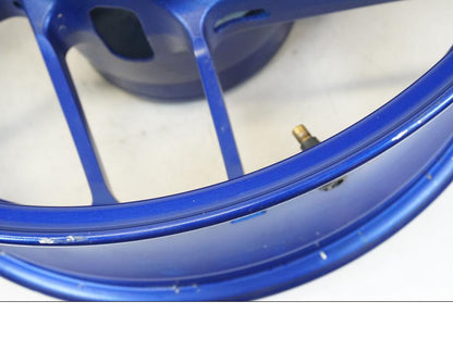 Extrabild4 på Fälg från en Yamaha MT-09 -2021 motorcykel.