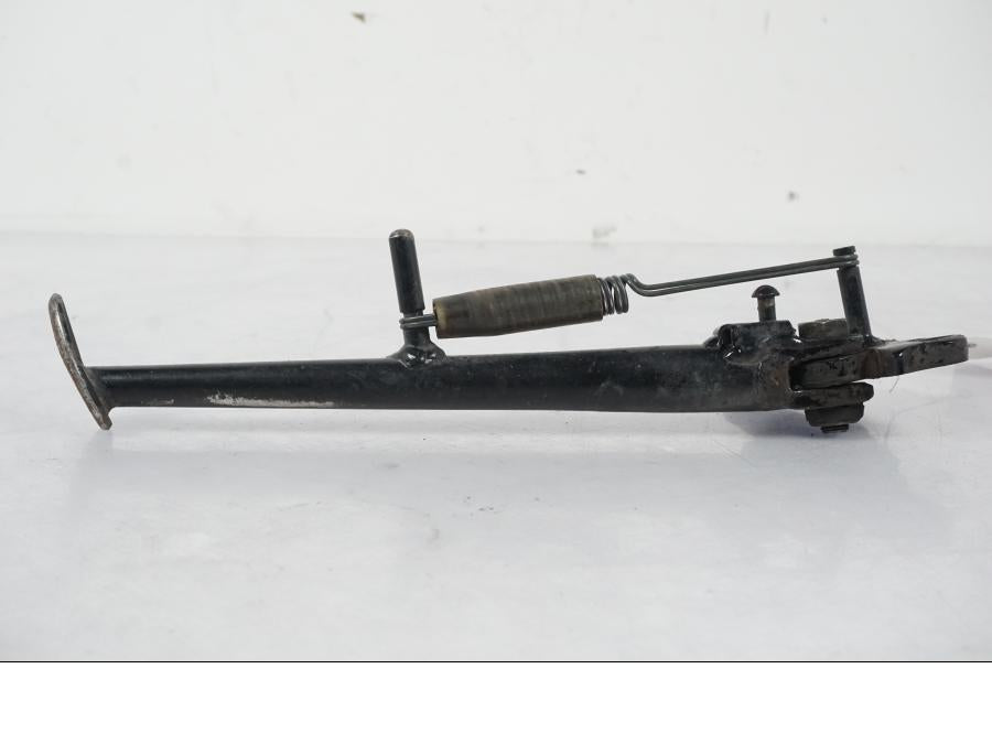 Baksidan på Sidostöd från en Kawasaki ZX-6R -2005 motorcykel.