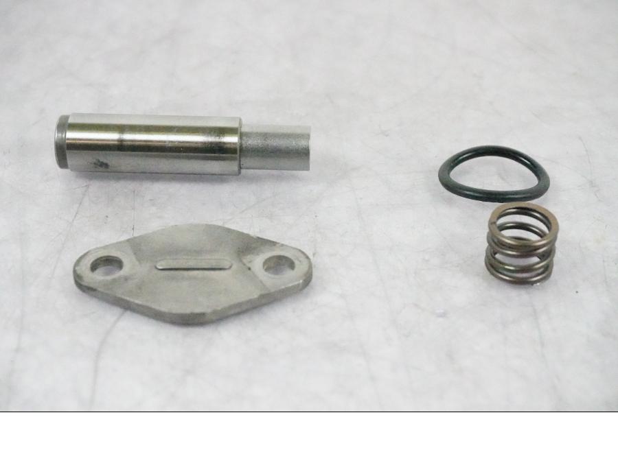 Baksidan på Kamkedjesträckare från en BMW K 1200 S -2005 motorcykel.