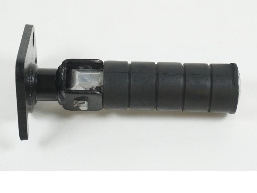 Baksidan på Fotpinne från en Yamaha XVS 1100 -2003 motorcykel.