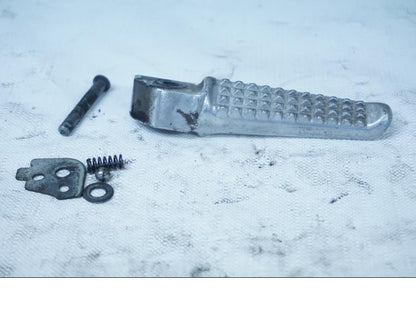 Framsidan på Fotpinne från en Honda VFR 750 -1992 motorcykel.