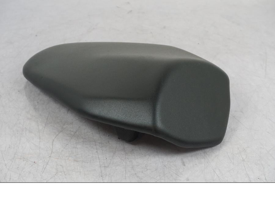 Baksidan på Sadel från en Kawasaki ZX-4R -2024 motorcykel.