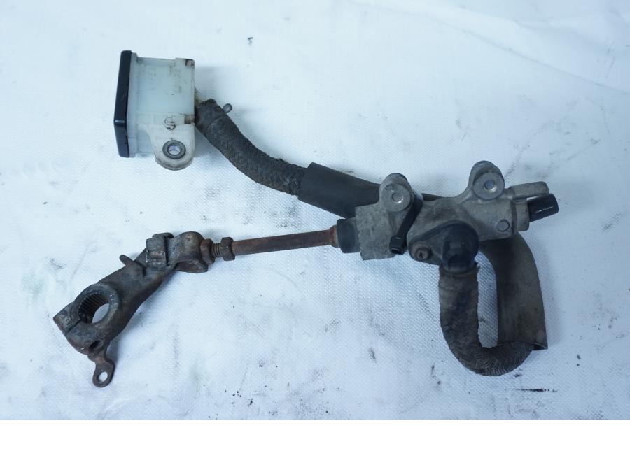 Framsidan på Bromshuvudcylinder från en Honda XL 600 V -1994 motorcykel.