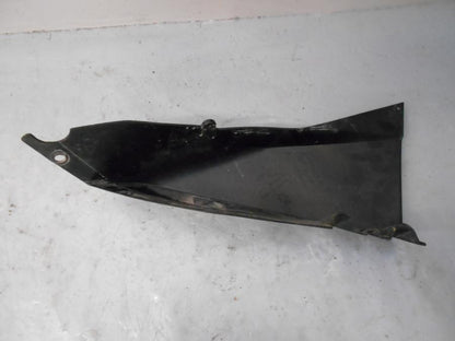 Vänster sida på Bakvinge från en KTM 690 SM -2007 motorcykel.