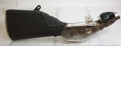 Framsidan på Ljuddämpare från en Kawasaki Z 800 -2015 motorcykel.