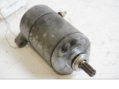 Framsidan på Startmotor från en Yamaha XJ 600 Diversion -1992 motorcykel.