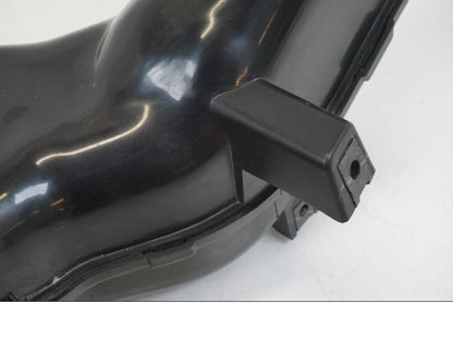 Extrabild3 på Luftintag från en Suzuki GSX 1300 R -2017 motorcykel.