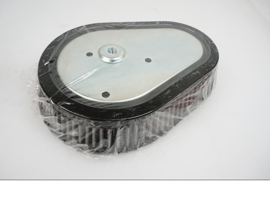 Baksidan på Luftfilter från en H-D Dyna Wide Glide FXDWG -2008 motorcykel.