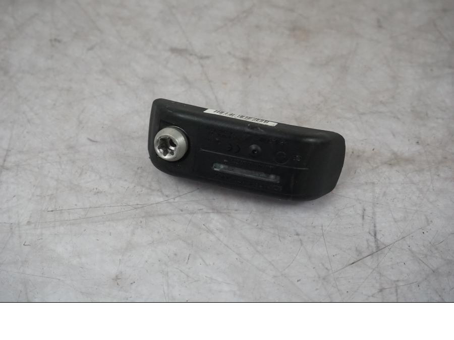 Framsidan på RDC Sensor från en BMW F 800 R -2018 motorcykel.