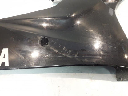 Höger sida på Magkåpa från en Yamaha YZF R6 -2006 motorcykel.