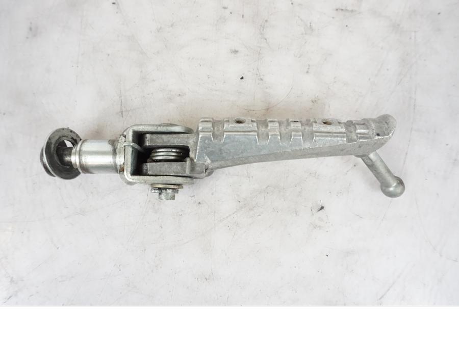 Framsidan på Fotpinne från en Yamaha YZF-R 125 -2008 motorcykel.