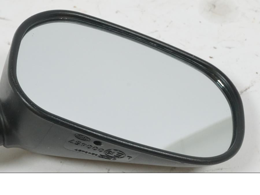 Extrabild2 på Backspegel från en Yamaha XJ 6 -2011 motorcykel.