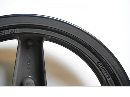 Extrabild6 på Fälg från en Yamaha X-Max 250 -2012 scooter.