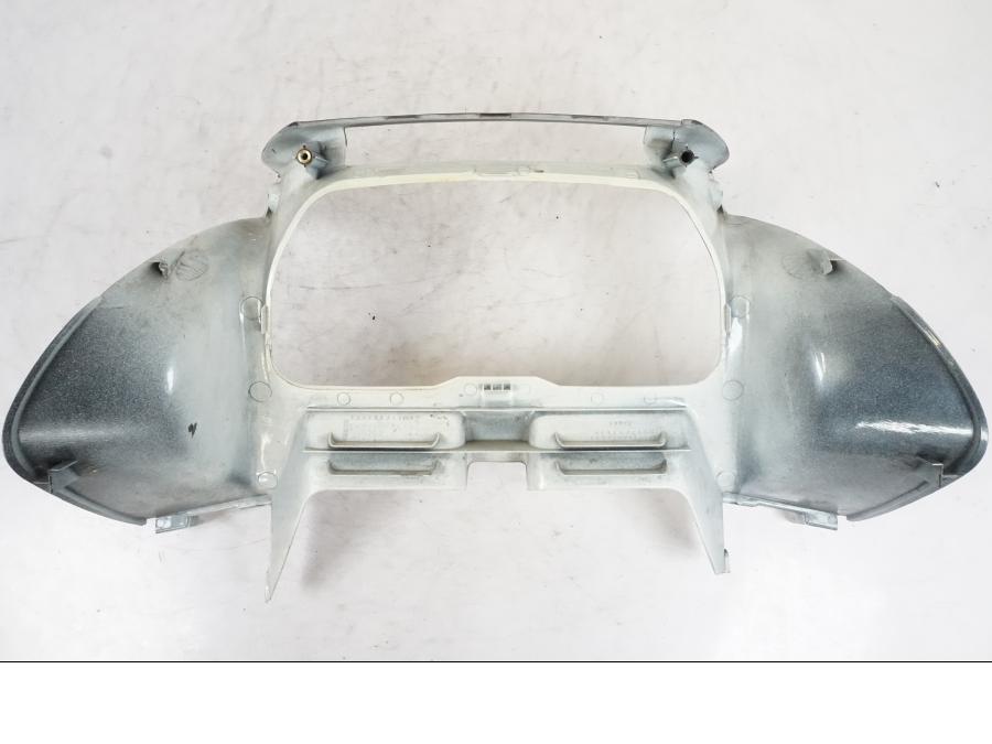 Extrabild2 på Instrumentkåpa från en Honda CBR 1000 F -1989 motorcykel.