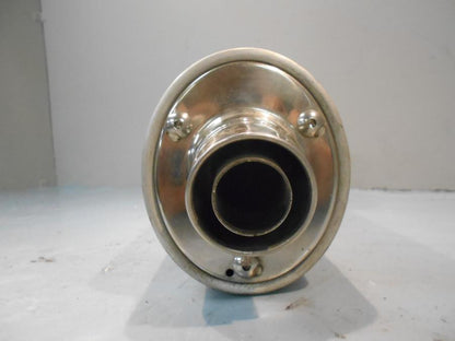 Baksidan på Ljuddämpare från en Suzuki SV 1000 -2007 motorcykel.