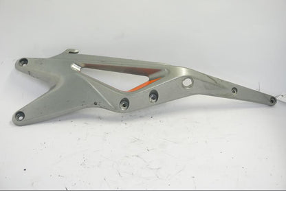 Framsidan på Bakram från en KTM 790 Duke -2018 motorcykel.