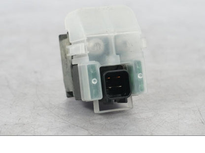 Framsidan på Startrelä från en KTM 690 SM R -2009 motorcykel.