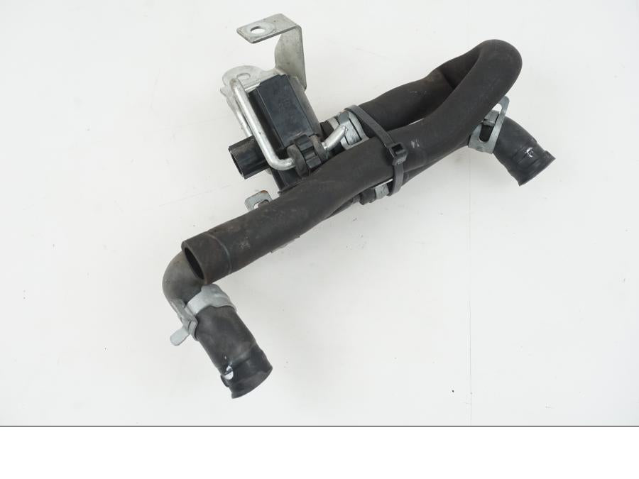 Framsidan på Second Air från en Suzuki GSX-R 750 -2009 motorcykel.