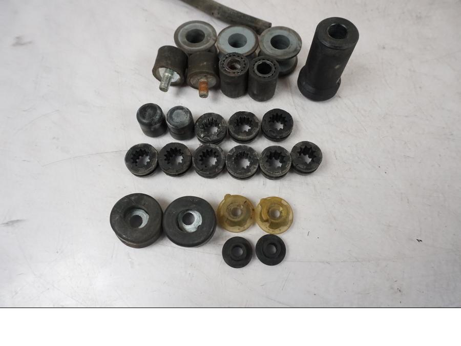 Baksidan på Skruv / Mutter etc från en KTM 790 Duke -2018 motorcykel.