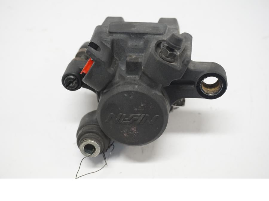 Baksidan på Bromsok från en Yamaha FZ1-SA -2007 motorcykel.