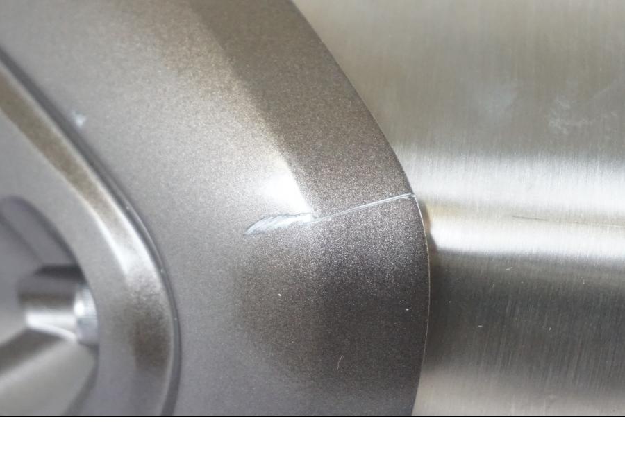 Höger sida på Ljuddämpare från en Suzuki GSX-S 1000 -2019 motorcykel.