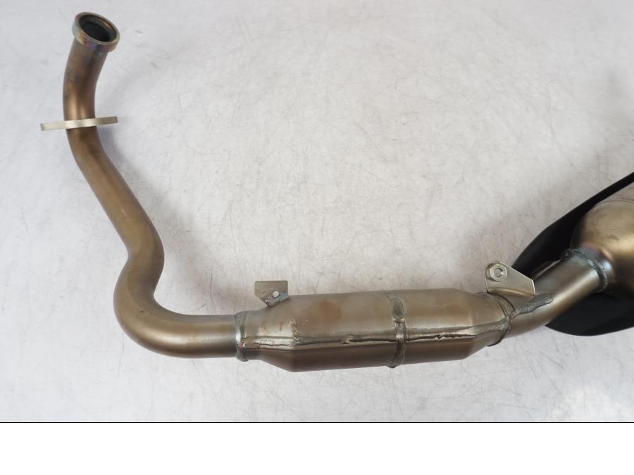 Extrabild4 på Avgassystem från en Yamaha YZF-R 125 -2017 motorcykel.