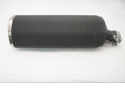 Framsidan på Ljuddämpare från en Kawasaki Z 400 -2020 motorcykel.