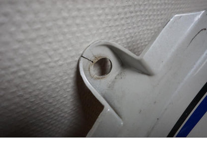 Snett uppifrån på Bakvinge från en Suzuki GSX 600 F -1988 motorcykel.