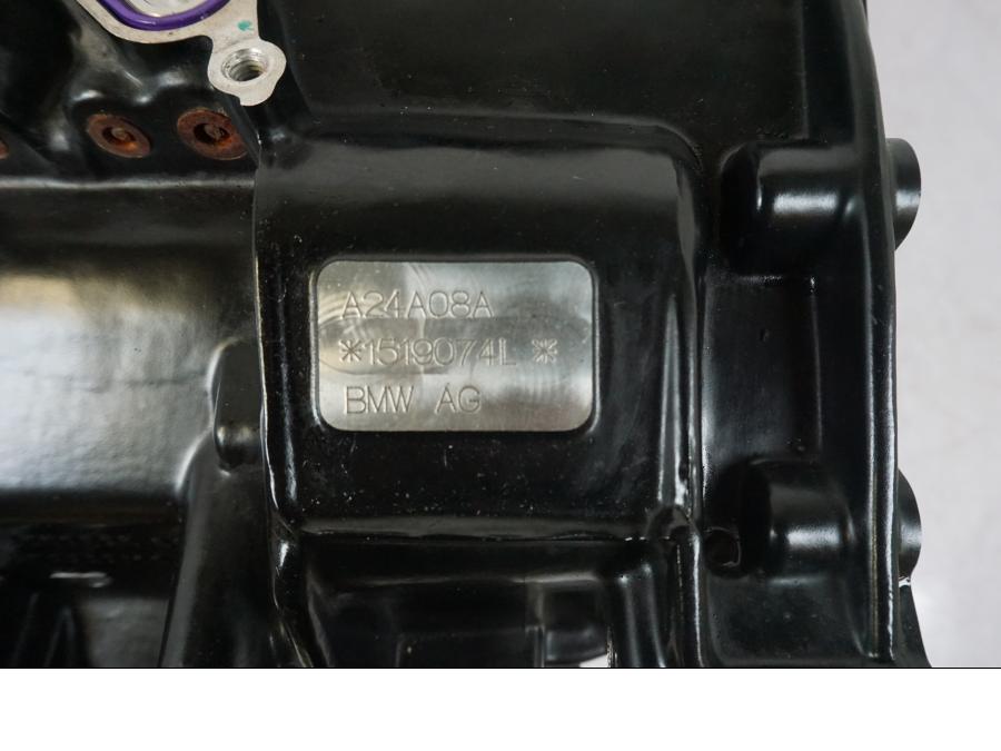 Snett uppifrån på Motorblock från en BMW F 750 GS -2020 motorcykel.