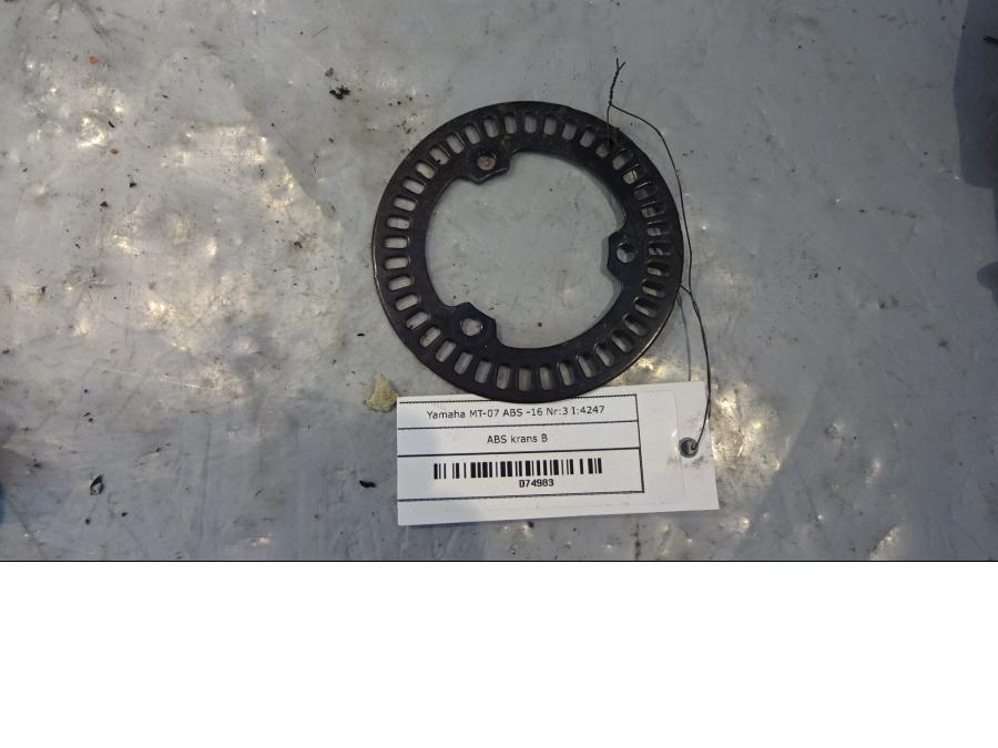Framsidan på ABS krans från en Yamaha MT-07 -2016 motorcykel.