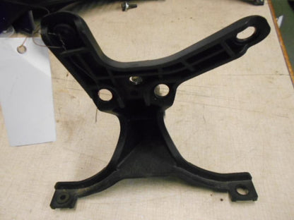 Baksidan på Instrumentfäste från en Suzuki GSX-R 600 -1999 motorcykel.