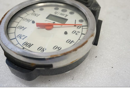 Höger sida på Instrumentpanel från en Suzuki VL 800 -2004 motorcykel.