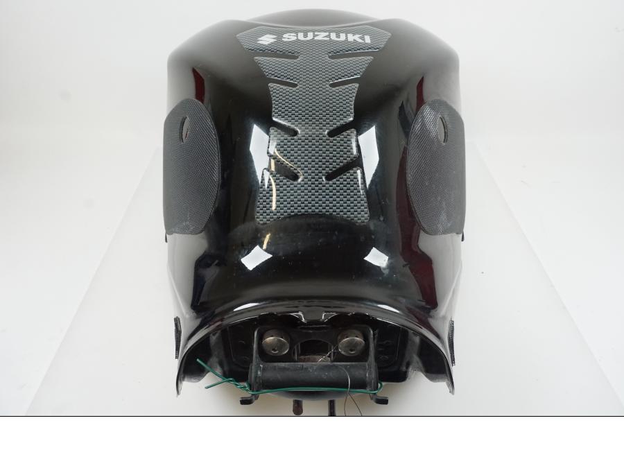 Vänster sida på Bensintank från en Suzuki GSX-R 1000 -2007 motorcykel.