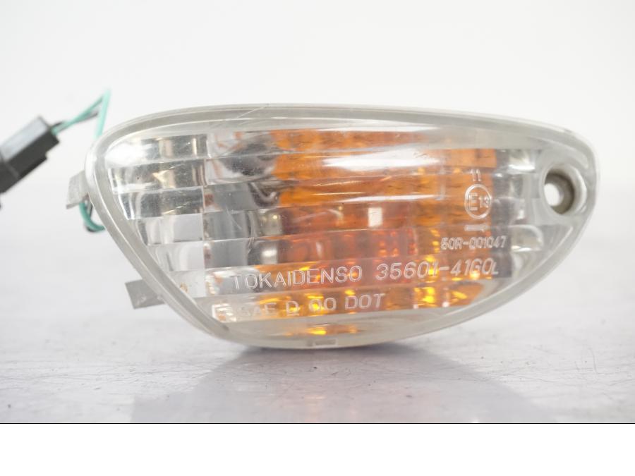 Baksidan på Blinkers från en Suzuki GSX-R 750 -2006 motorcykel.