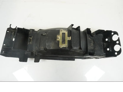 Höger sida på Undertail från en Kawasaki ZZR 1100 -1994 motorcykel.