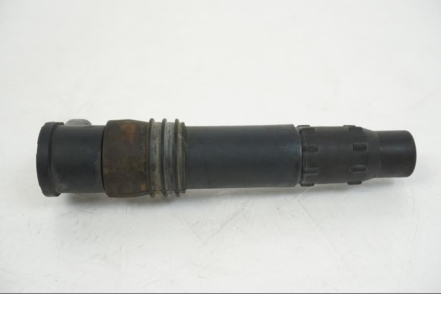 Vänster sida på Tändspole från en Suzuki GSX-R 750 -2001 motorcykel.