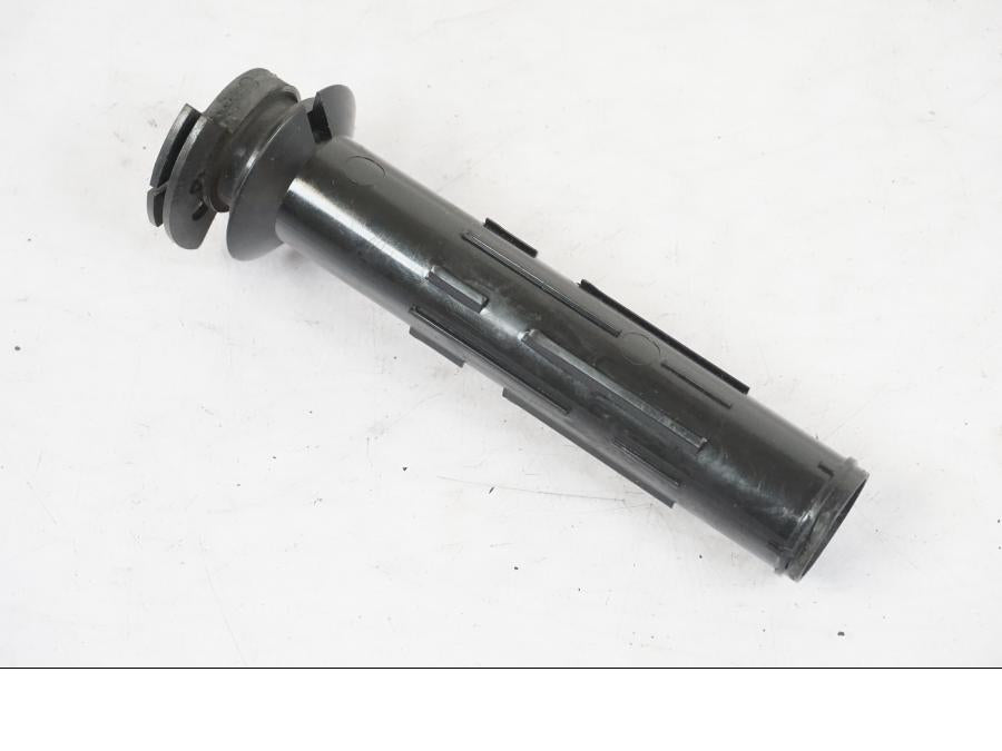 Framsidan på Gasklo från en Suzuki GSX 550 EF -1985 motorcykel.