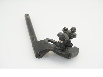 Snett uppifrån på Styre från en Suzuki GSX 1100 F -1990 motorcykel.