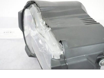 Vänster sida på Strålkastare från en BMW R 1250 GSA -2021 motorcykel.