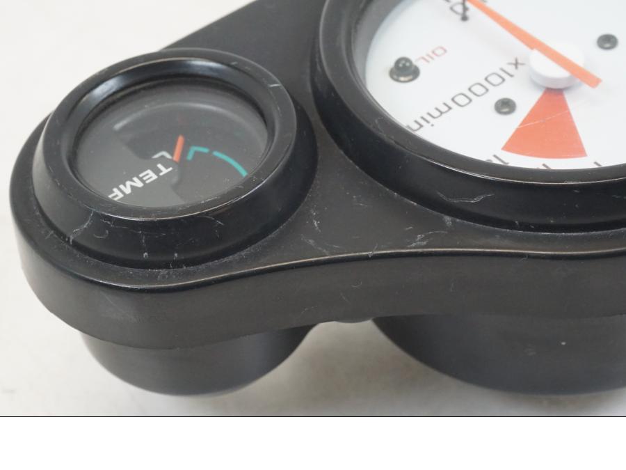 Extrabild1 på Instrumentpanel från en Honda NSR 125 -1991 motorcykel.