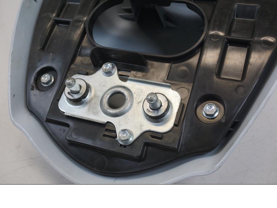 Extrabild4 på Kuts från en Suzuki GSX 1300 R -2017 motorcykel.