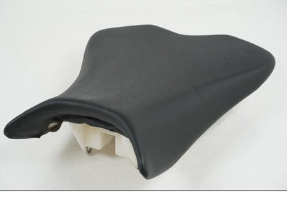 Framsidan på Sadel från en Kawasaki ZX-10R -2008 motorcykel.